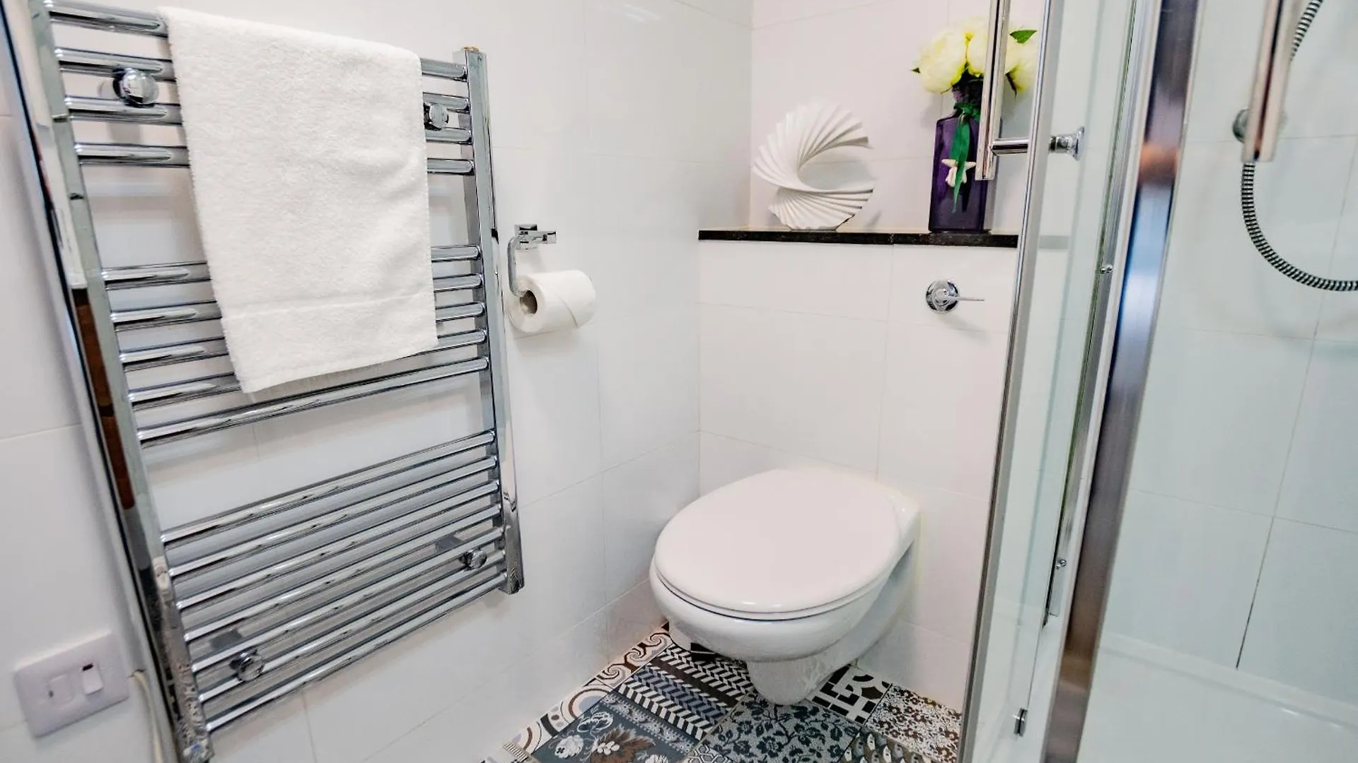 Apartment Luxury Apt With Parking Galway