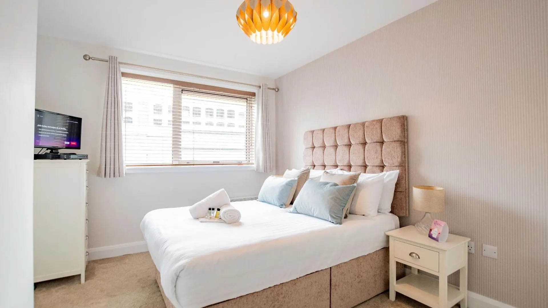 Luxury Apt With Parking Galway