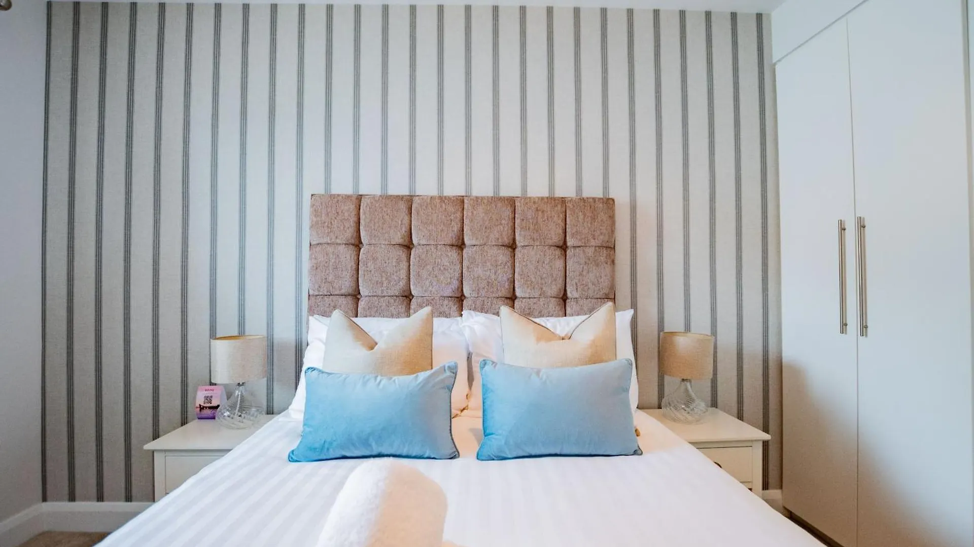 Apartamento Luxury Apt With Parking Galway